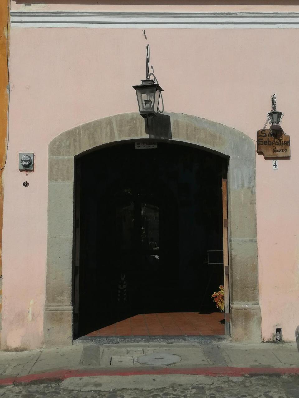 Posada San Sebastian Antigua Bagian luar foto